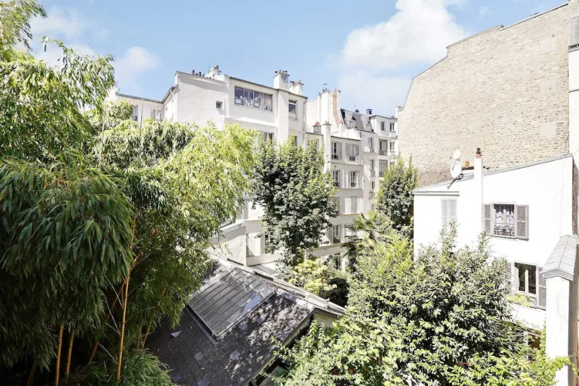 Charming Apartment - 1br/4p - Batignolles — отель с удобствами в Париже