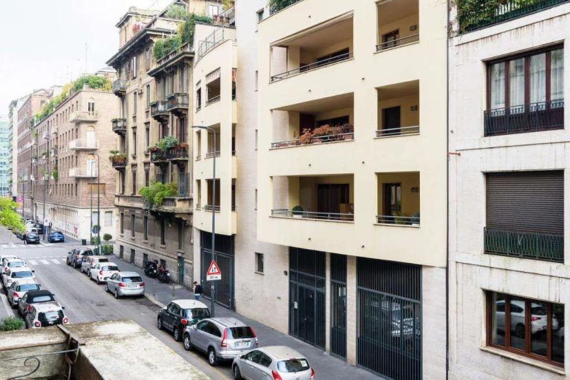 Macchi Master Guest apartment — отель с удобным расположением в Милане