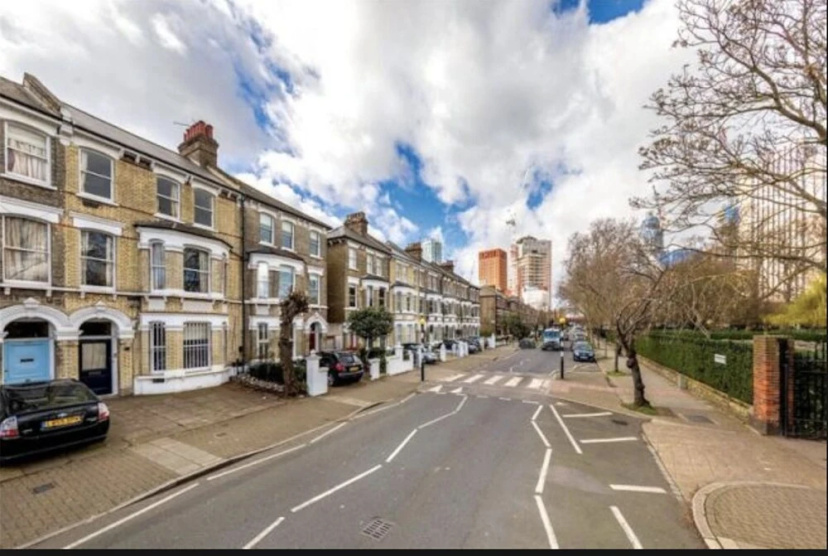 Vauxhall Park Views - 2 Bed Flat by BaseToGo — забронировать отель в Лондоне