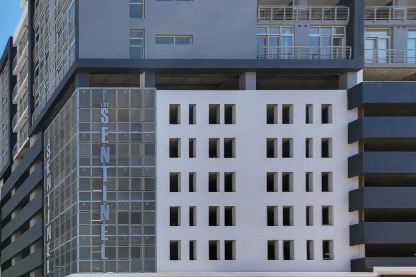 Цены на Trendy NY Style Apartment S1 в Кейптауне