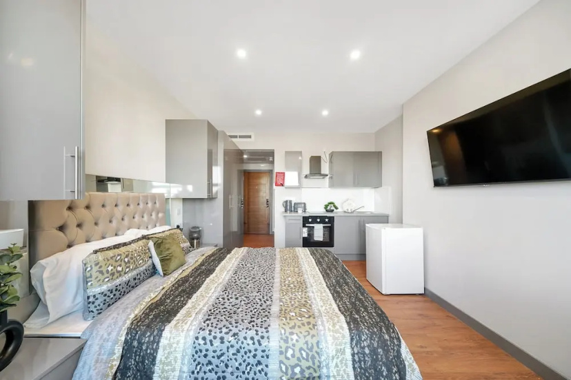 Apartment in Ilford - East London — забронировать отель в Лондоне