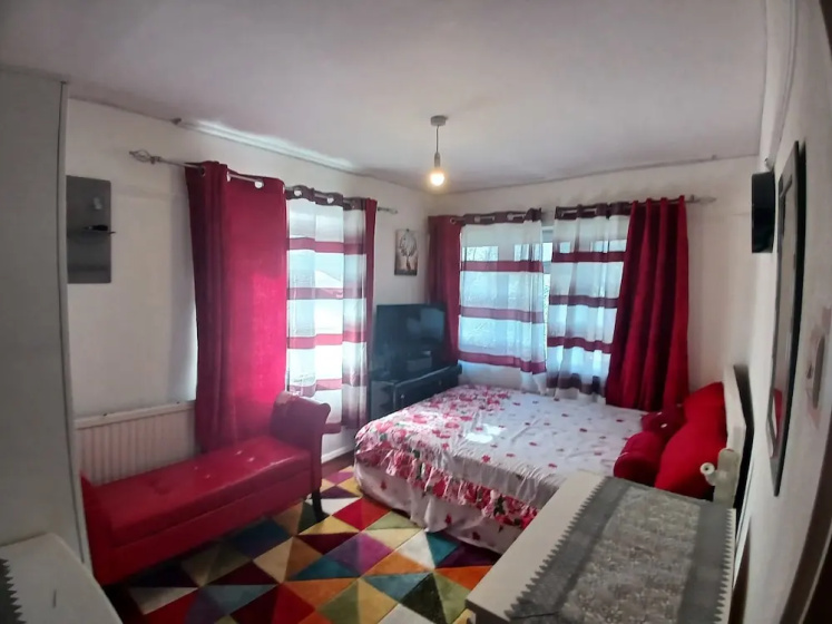 Room-charming London Guest Room With Gar — забронировать отель в Лондоне