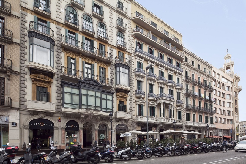 Catalunya Palace Apartment — забронировать отель в Барселоне