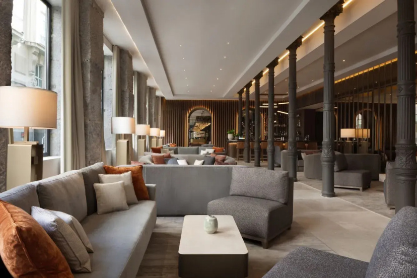 JW Marriott Hotel Madrid — отель в удобной локации в Мадриде