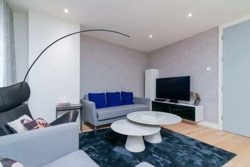 Urban Apartment in Central London for up to 4 Guests! — комфортный отель в Лондоне