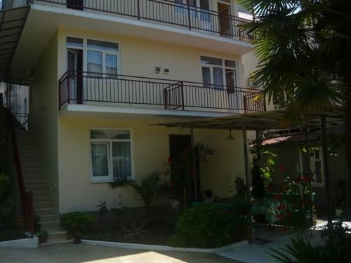 Цены на Sabrina Guest House в Сочи