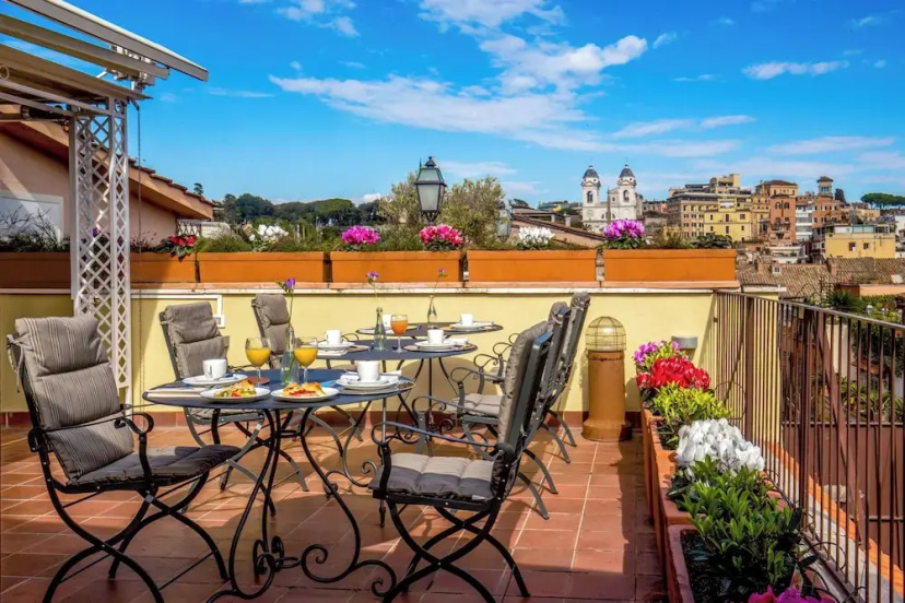 The Inn at the Spanish Steps Exclusive Collection - Condotti Luxury Suites — забронировать отель в Риме