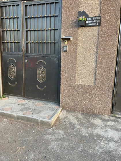Armen’s Apartment — забронировать отель в Ереван
