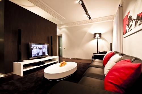 Hi-Tech Home Apartments — комфортный отель в Санкт-Петербурге