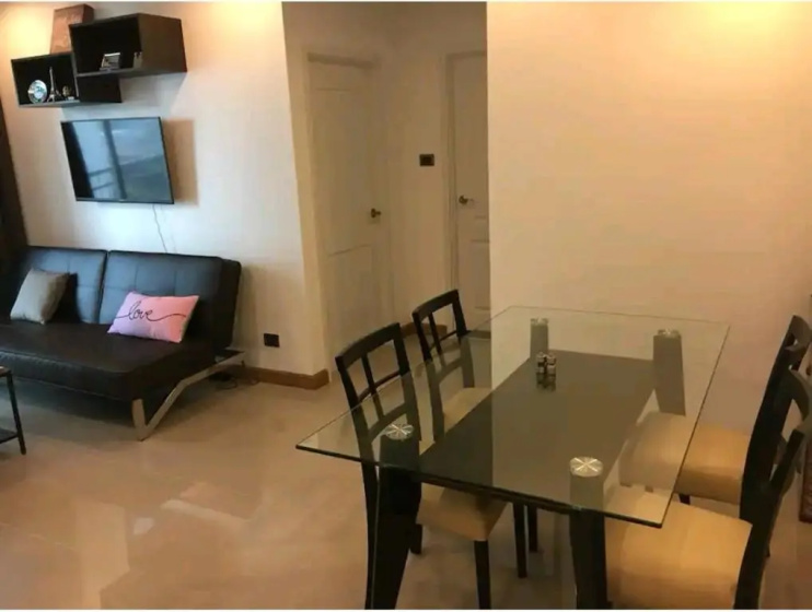 Gsuite Glamorous Apartment — забронировать отель в Бангкоке
