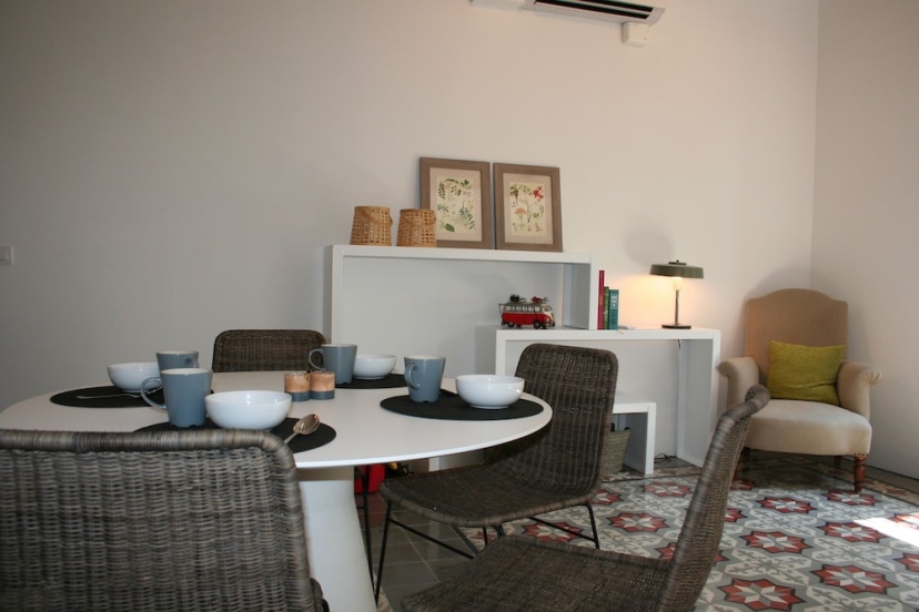 Avenida Apartments Sepulveda — комфортный отель в Барселоне