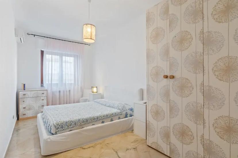 Politeama Lovely Apartment With Balcony — отель с удобным расположением в Палермо