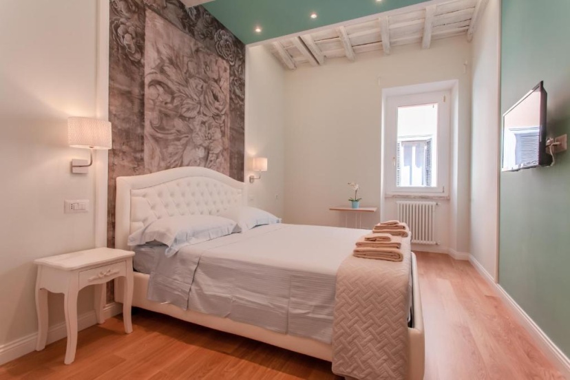 Boschetto 124 Apartment — отель с удобствами в Риме