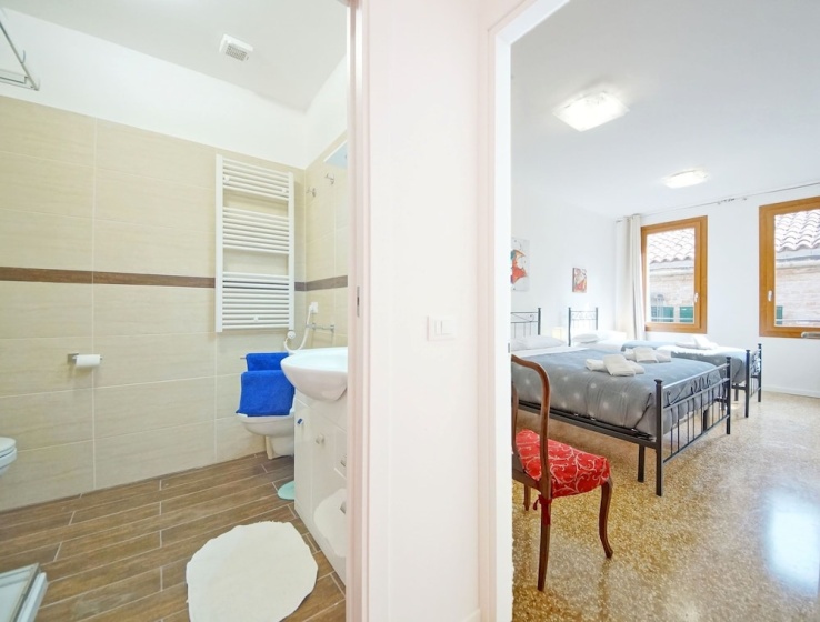 DolceVita Apartments N. 372 — отель с удобным расположением в Венеции