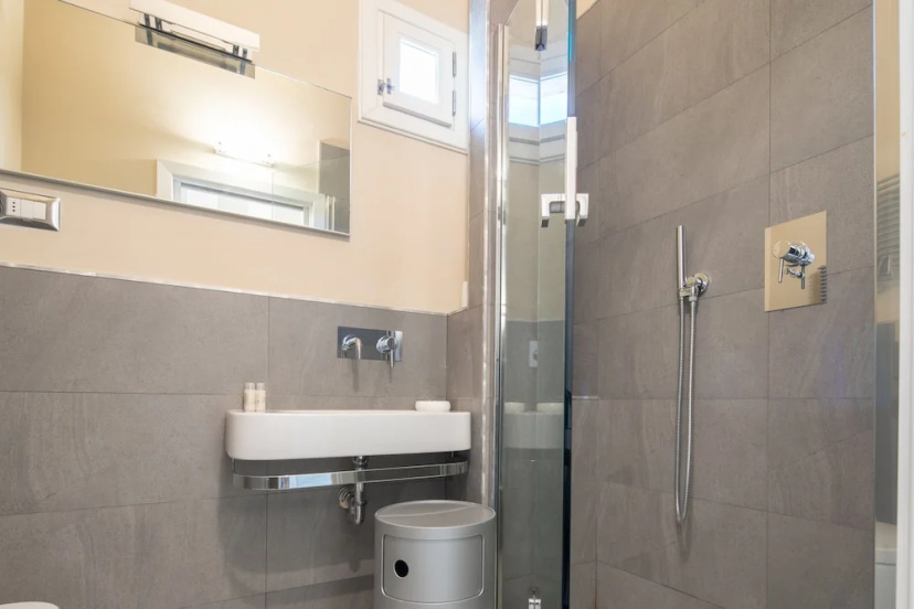 Serragli Modern — комфортный отель в Флоренции