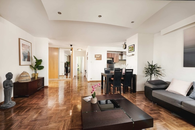 Lumina lux apartment near Złote Tarasy — отель с удобным расположением в Варшаве