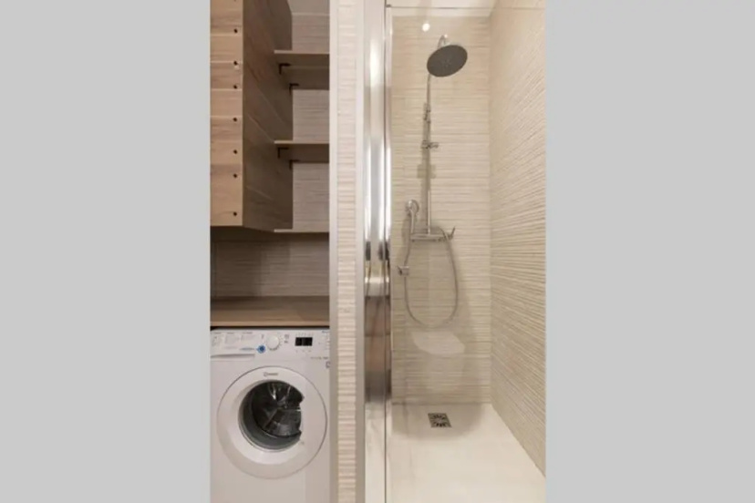 Цены на Home Suite Home Pigalle Saint-Lazare в Париже