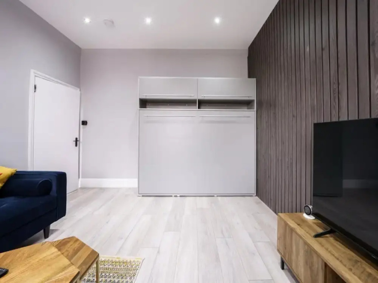 Modern Apartment Near Wembley Stadium — забронировать отель в Лондоне