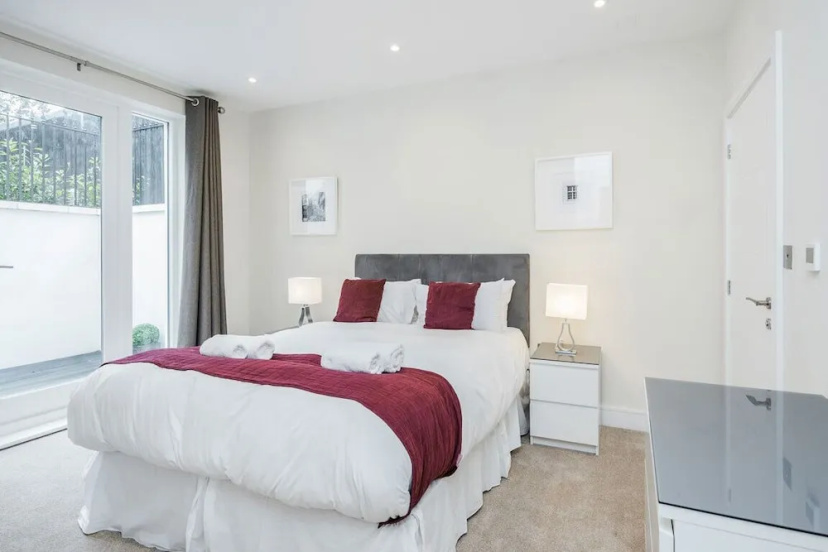 Roomspace Apartments - Lyons House — отель с удобным расположением в Лондоне