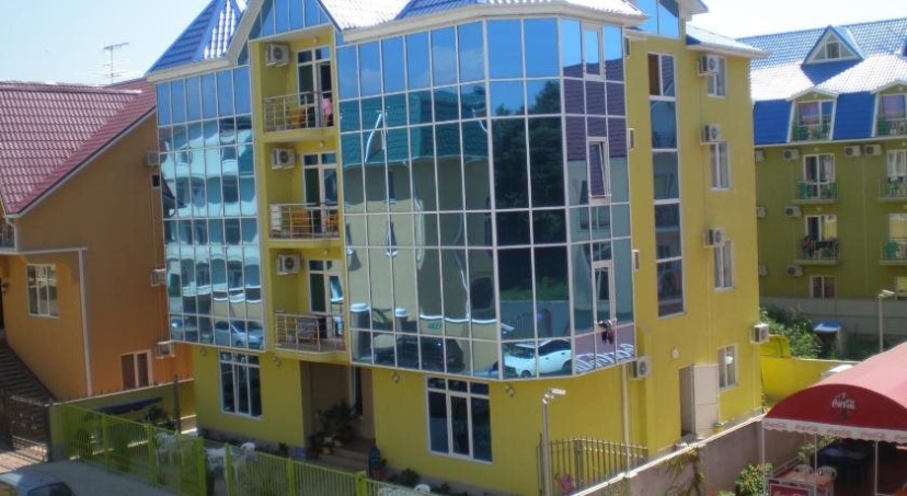 Lime Guest House — забронировать отель в Сириусе