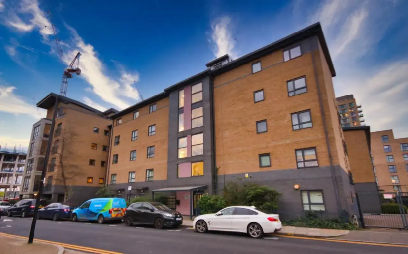 BAI Amazing 5 Sleeper Flat in London Zone 2 — отель в Лондоне, Соединенное Королевство