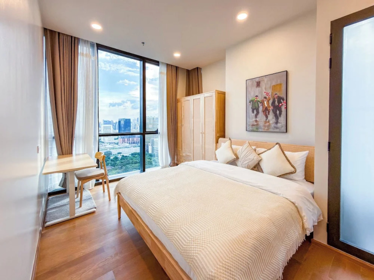 Luxury Downtown Bangkok 2BR 2BA · Sky Pool Gym · 5min Walk to Siam Paragon — отель с удобным расположением в Бангкоке