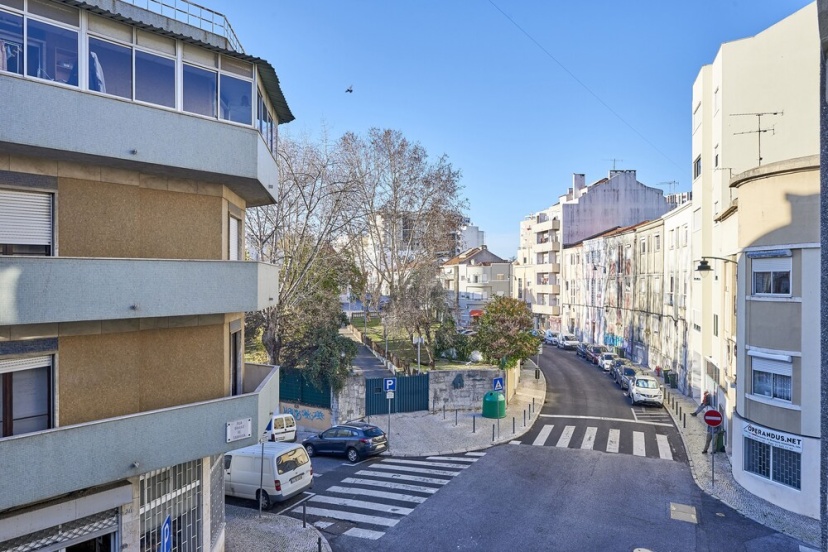 Discovery Apartment Areeiro — забронировать отель в Лиссабоне