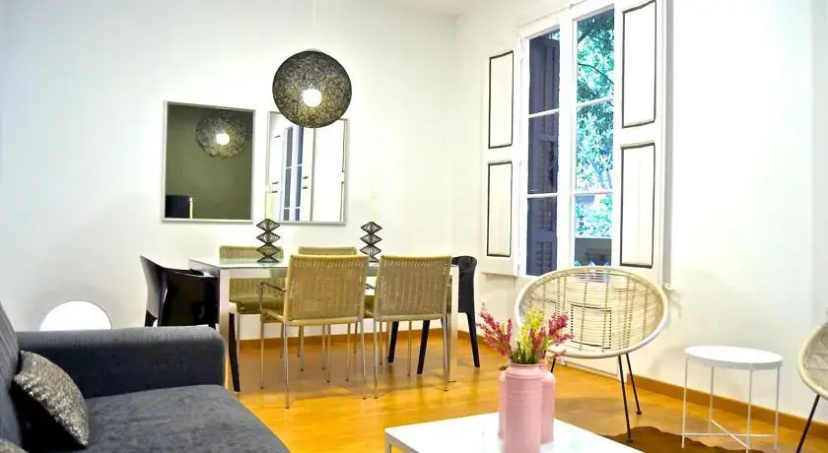KM Rocafort Apartment — отель с удобствами в Барселоне