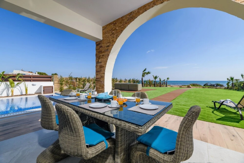 Serenity Seafront Villa 2 — отель в Айя-Напа, Кипр
