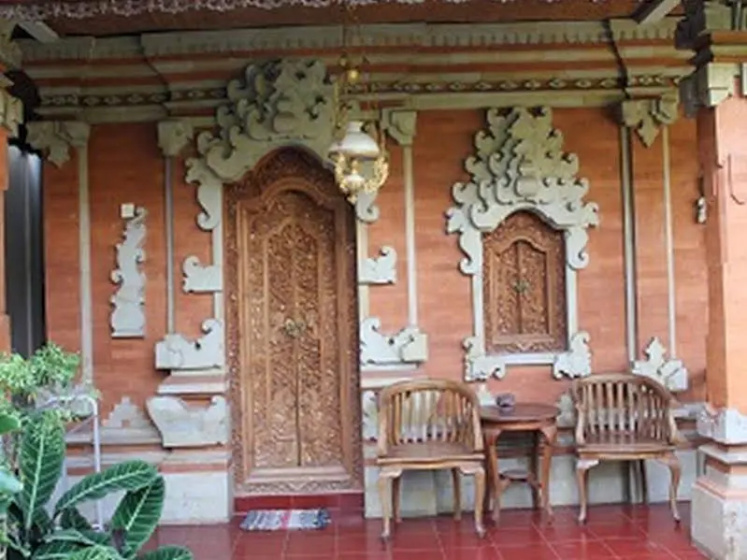 Family Guest House — отель с удобствами в Убуде