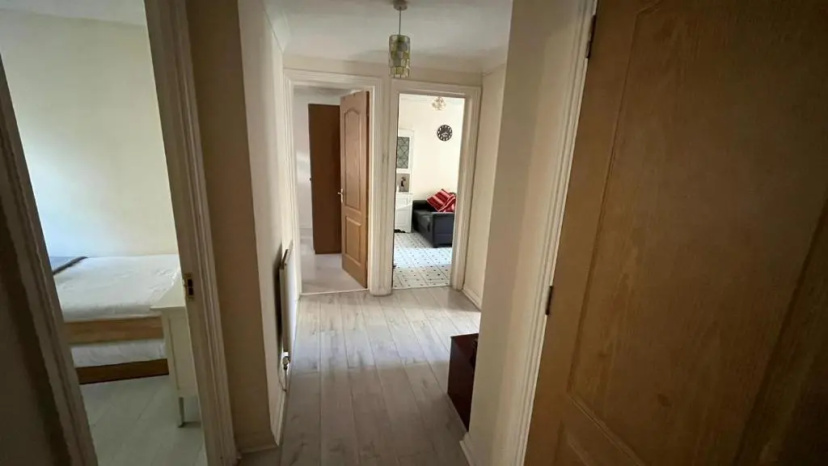 Stunning 3-bed Apartment in Croydon — отель с удобным расположением в Лондоне
