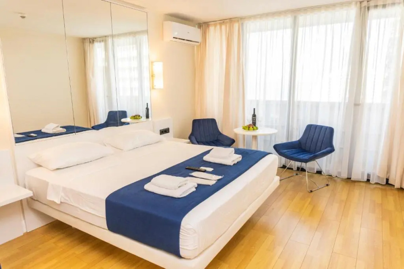 BATUMI MARINA - Orbi Apartment 4131 — забронировать отель в Батуми
