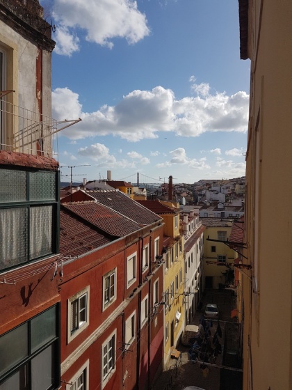 Apartment with Balcony in the Heart of Lisbon — забронировать отель в Лиссабоне