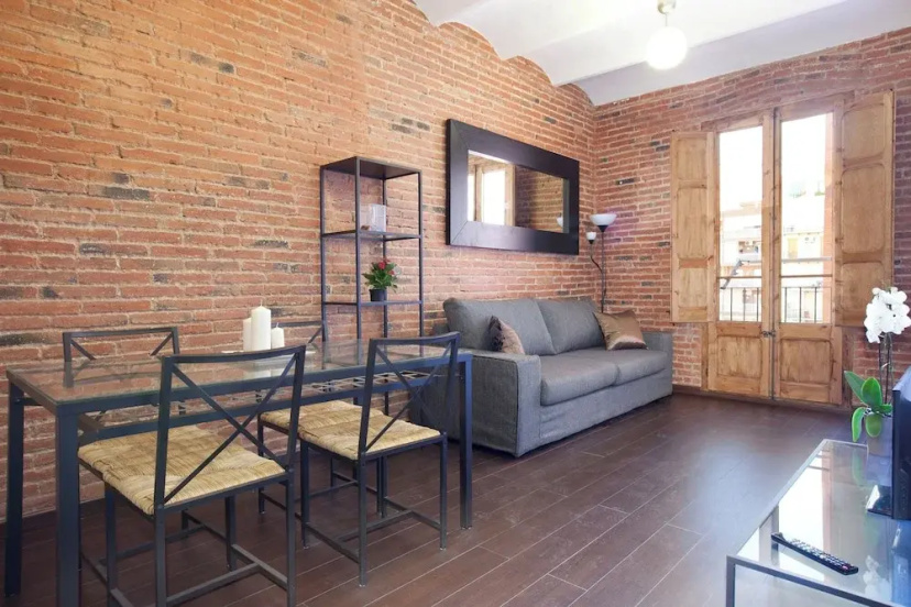 Цены на Central Apartment in Eixample в Барселоне