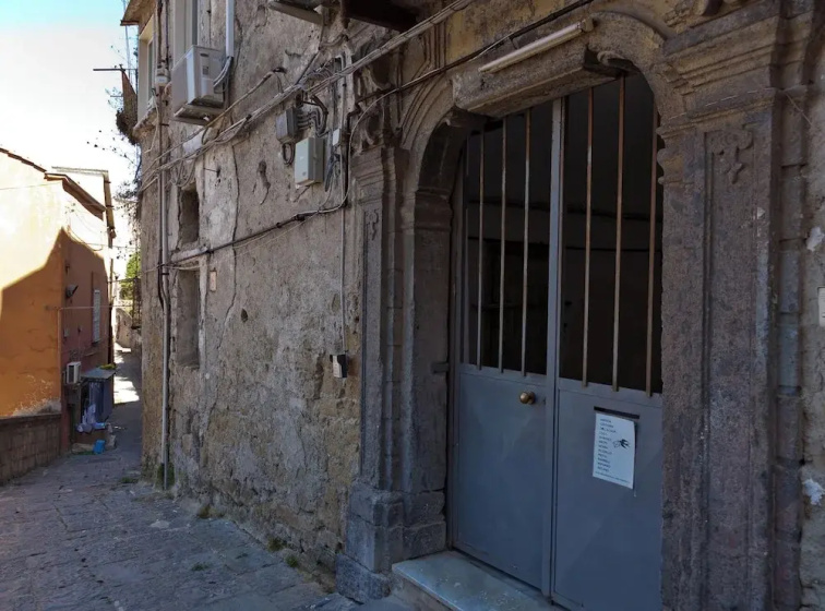 Цены на Casa Sofia with view by Wonderful Italy в Неаполе