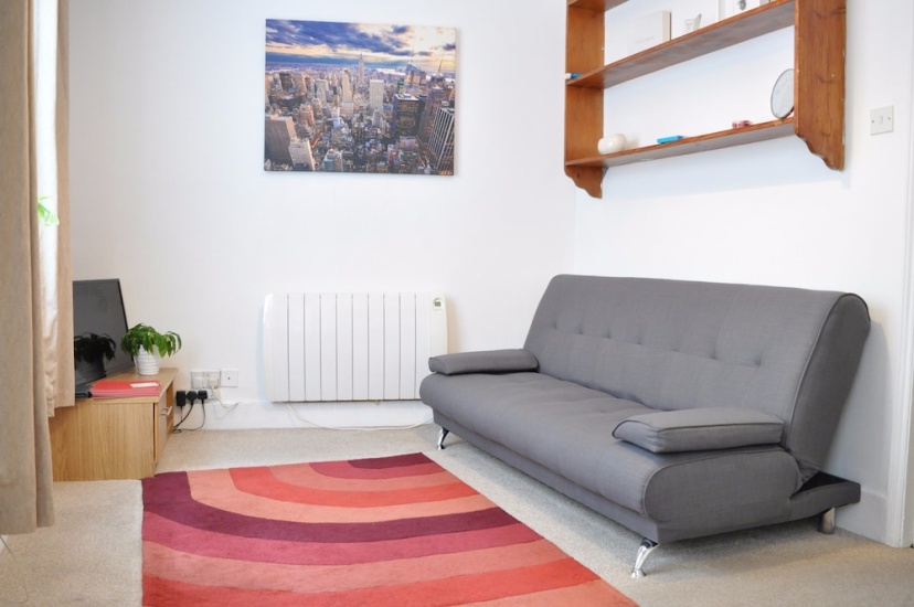 1 Bedroom Apartment Near Old Street Station — забронировать отель в Лондоне