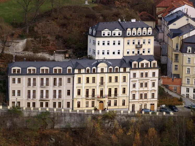 Wellness hotel Jean de Carro — отель в Карловых Варах для семейного отдыха