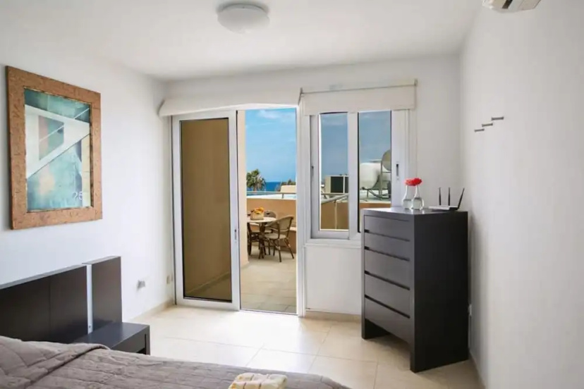 Luxury Apartment in Cyprus near Beach, Protaras Apartment 1211 — отель с удобным расположением в Протарас