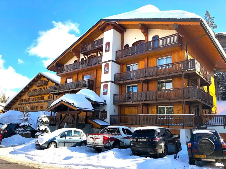 Residence Les Sapins — комфортный отель в Куршевеле