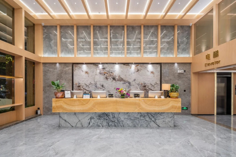 Bo Yi Hotel — отель с удобствами в Гуанчжоу