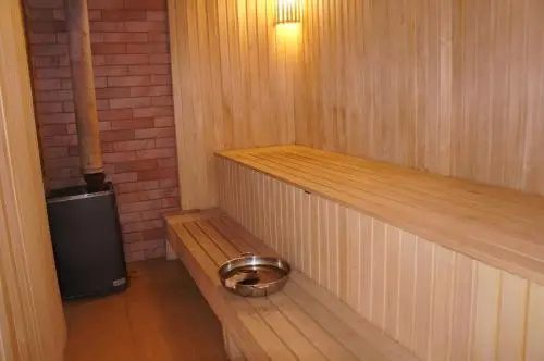 Spa Guest House on Nauryzbai Batyra 18 — отель с удобствами в Алматы
