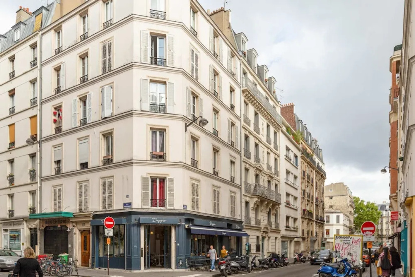Charming Apartment for 2 in Paris — отель в Париже, Франция