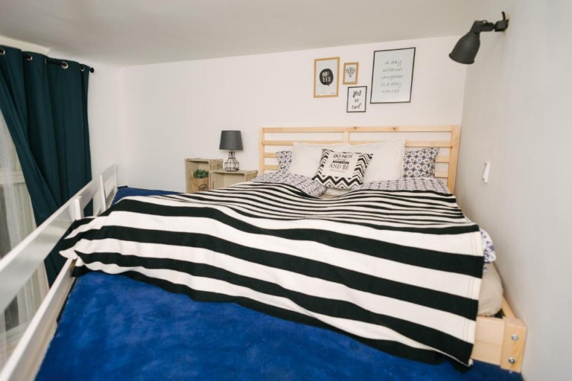 d.Five Golden Hand Luxury Apartment — отель в Будапеште, Венгрия
