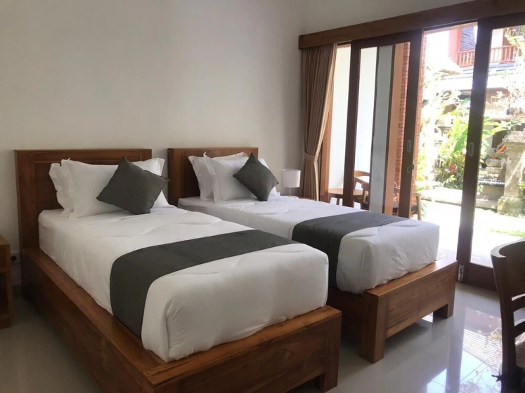 Flamboyant Villa Ubud — отель с удобным расположением в Убуде