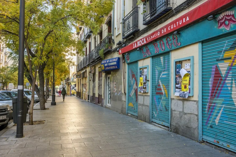 Sweet Inn Apartments Lavapiés — комфортный отель в Мадриде