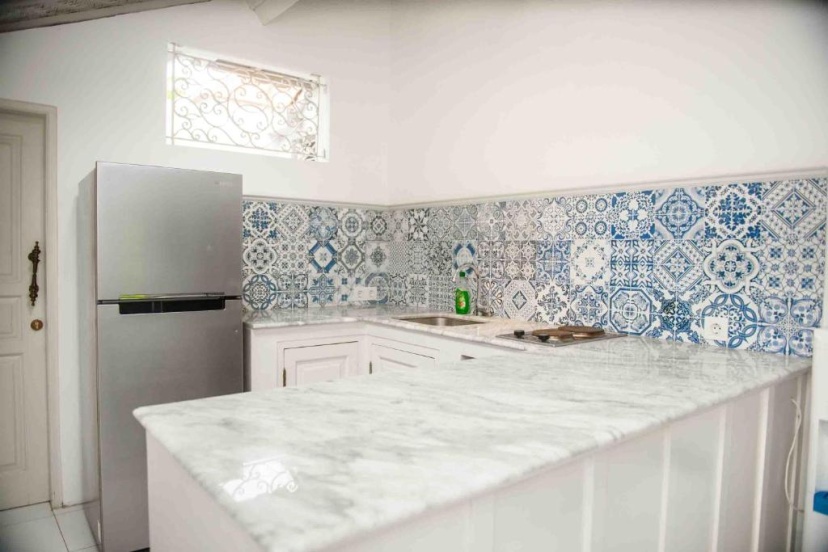 Hideaways Seminyak Villa — забронировать отель в Кута