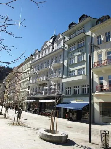 Karlovy Vary Luxury Apartments — отель с удобным расположением в Карловых Варах