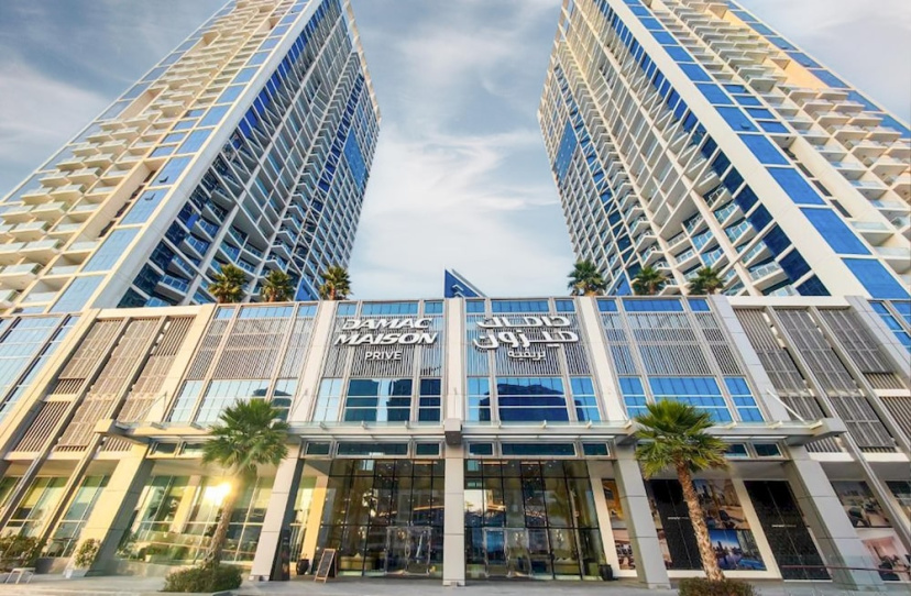 Elite LUX Holiday Homes - Prive Maison Studio in Business Bay Dubai — отель с удобным расположением в Дубае