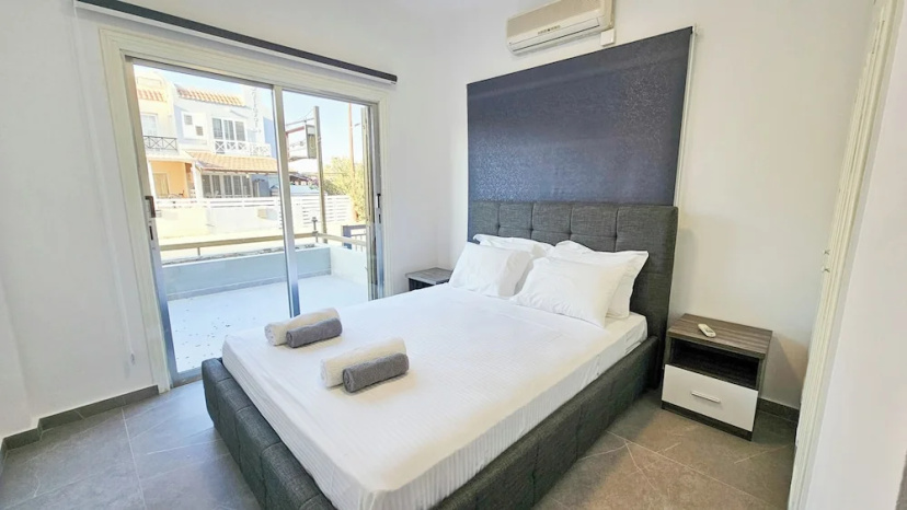 La Magenta Apartments 2 — отель в Ларнака, Кипр