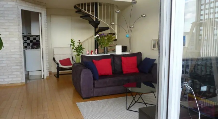 Amazing Loft in Paris — забронировать отель в Париже